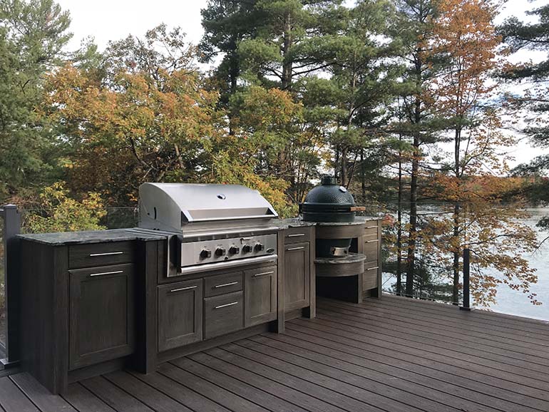 NatureKast outdoor Kitchen by the lake - Parr Lumber